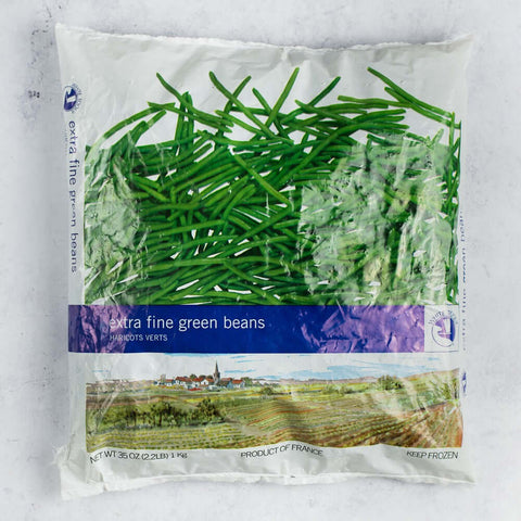Extra Fine Green Beans assortment in its plastic bag, front view.