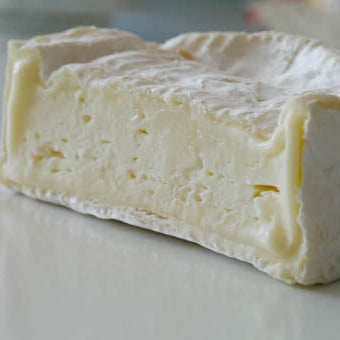 Le Chatelain Camembert cheese