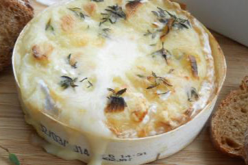 Le Chatelain Camembert cheese